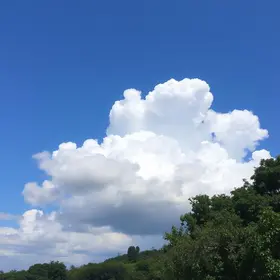 Previsão do tempo hoje para São Bernardo do Campo (SP): sol com muitas nuvens durante o dia e períodos de céu nublado; noite de céu limpo