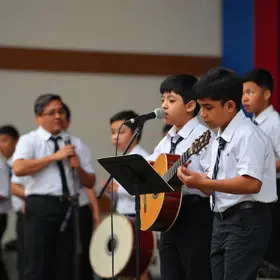 ROMU faz apresentação musical em escola do Alves Dias