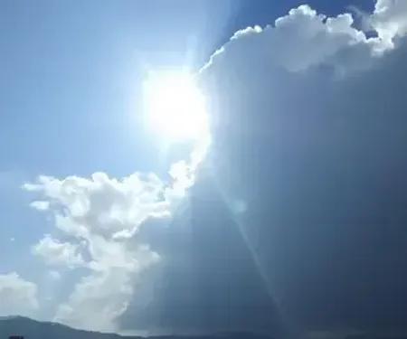 Previsão do tempo hoje para São Bernardo do Campo (SP): sol o dia todo; muitas nuvens e pancadas de chuva de manhã e à noite