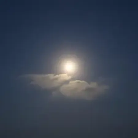 Mistério no céu: Objeto luminoso chama a atenção de moradores em São Bernardo