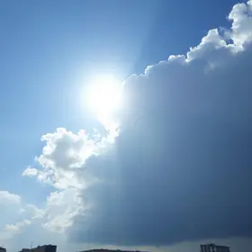 Previsão do tempo hoje para São Bernardo do Campo (SP): sol com algumas nuvens ao longo do dia; noite de céu limpo