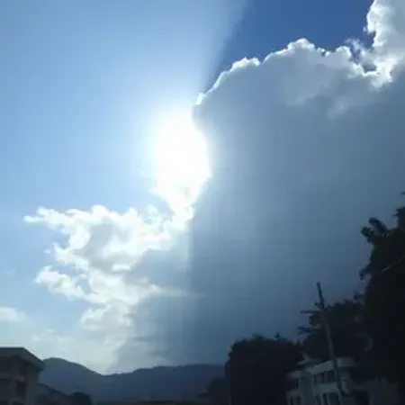 Previsão do tempo hoje para São Bernardo do Campo (SP): sol e muitas nuvens à tarde; à noite o céu ainda fica com muita nebulosidade, mas não chove
